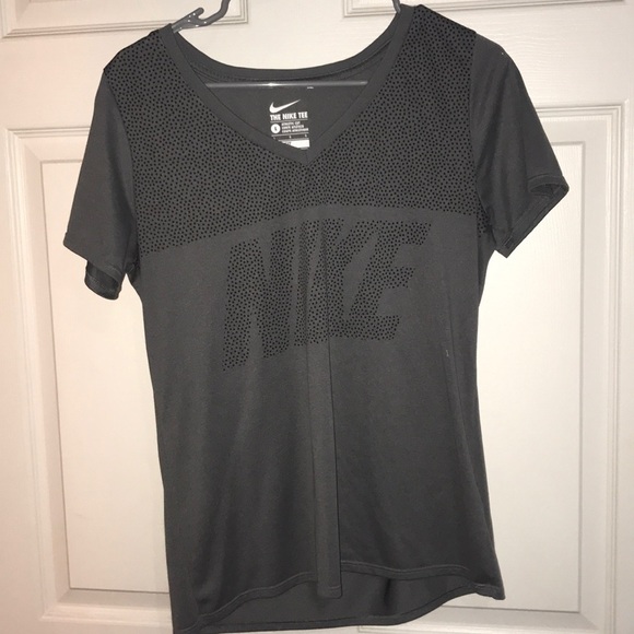 Nike Tops - Nike dri fit shirt